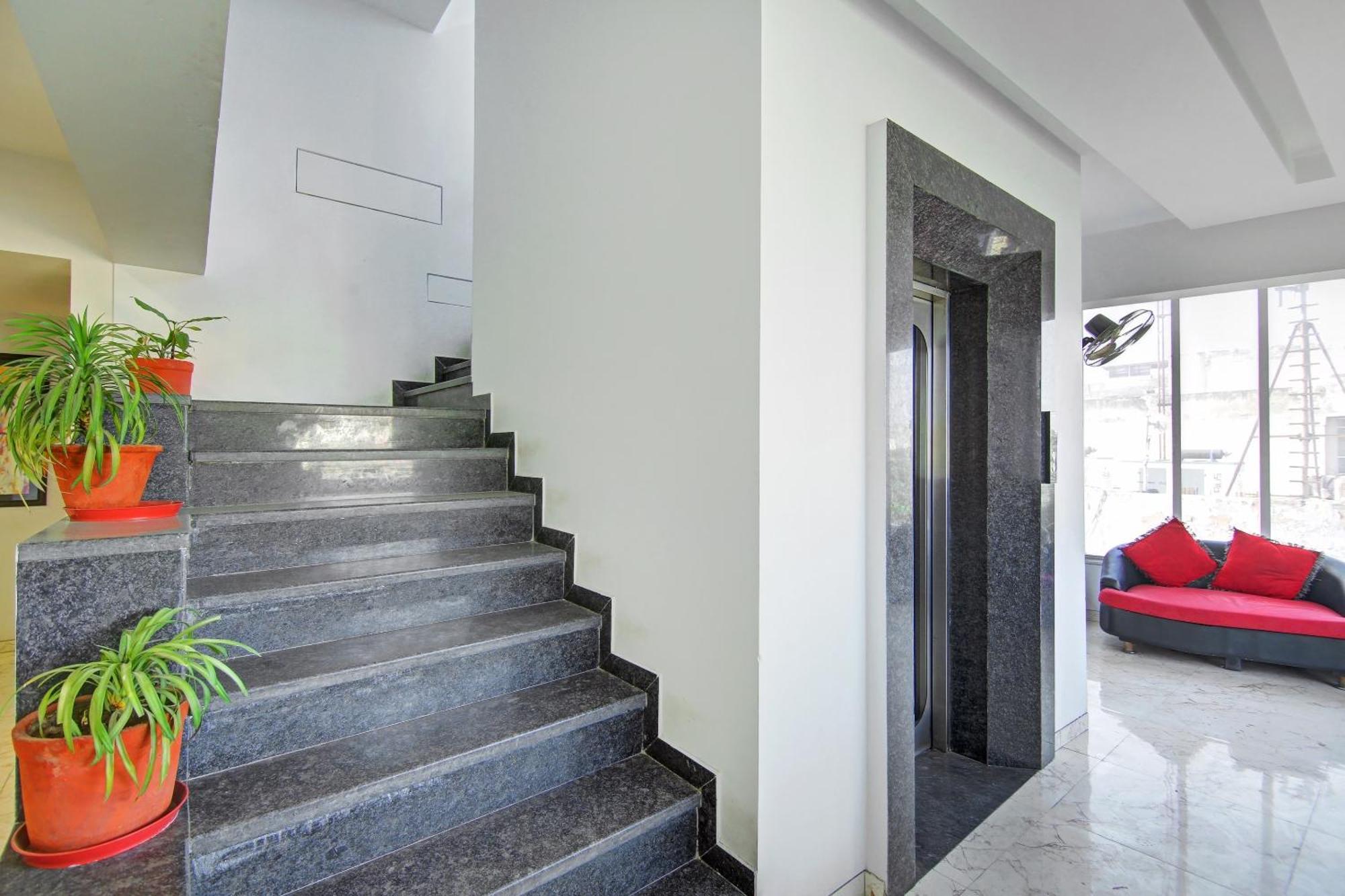 Townhouse OAK Gazelle Inn Gurgaon Buitenkant foto