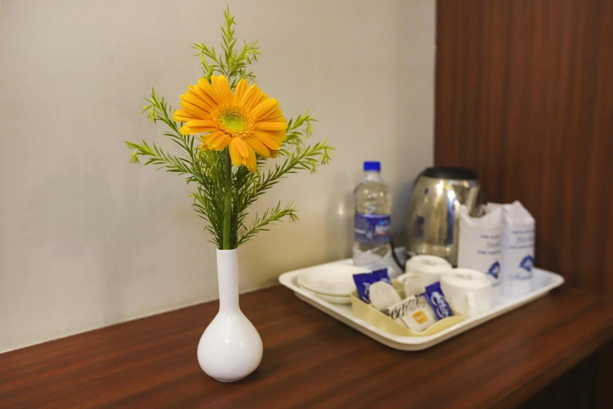 Townhouse OAK Gazelle Inn Gurgaon Buitenkant foto