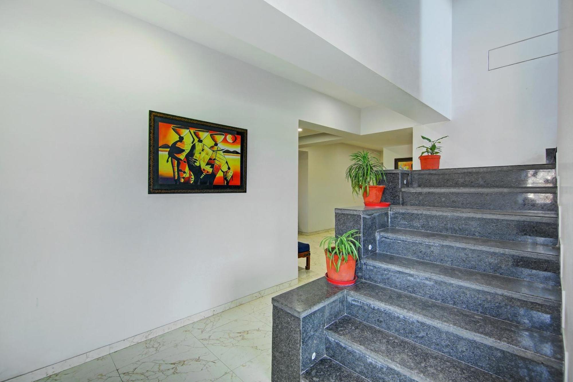 Townhouse OAK Gazelle Inn Gurgaon Buitenkant foto